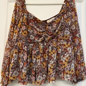 Arula flower top
